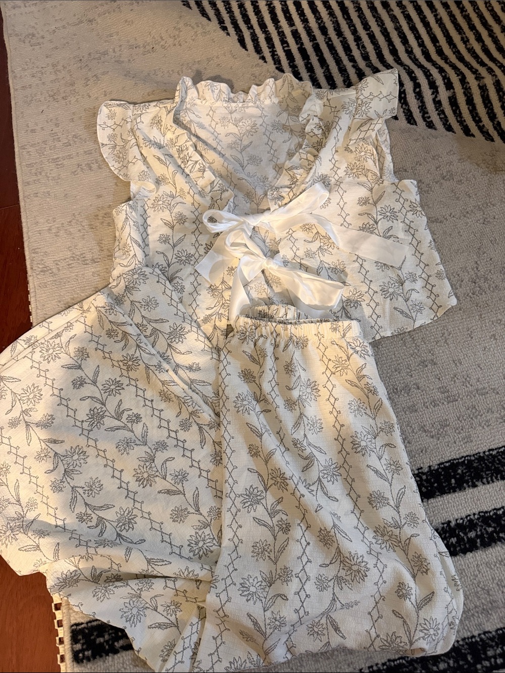 Light Cream Floral Sleep Set with Ruffle Trim